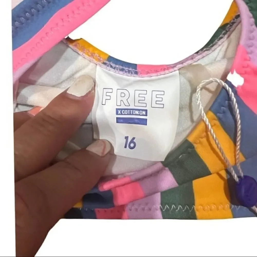 3/$30‼️ GIrls NWT cotton on striped bikini top size 16